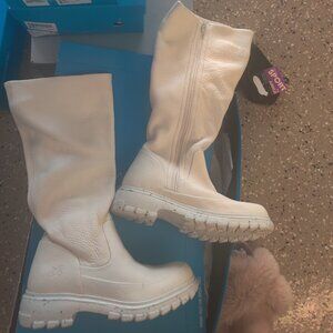 John Fluevog Samedi boots size 12W  10M New